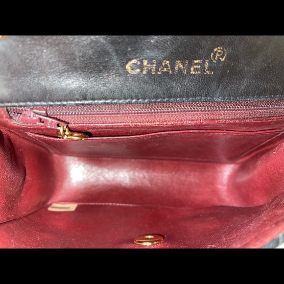❌SOLD❌💯Authentic Chanel Vintage Mini Square Flap Bag - Picture 2 of 12